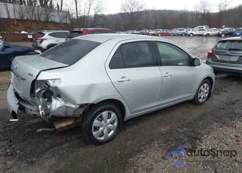 2008 Toyota Yaris z USA, uszkodzony, nr VIN JTDBT923681249078
